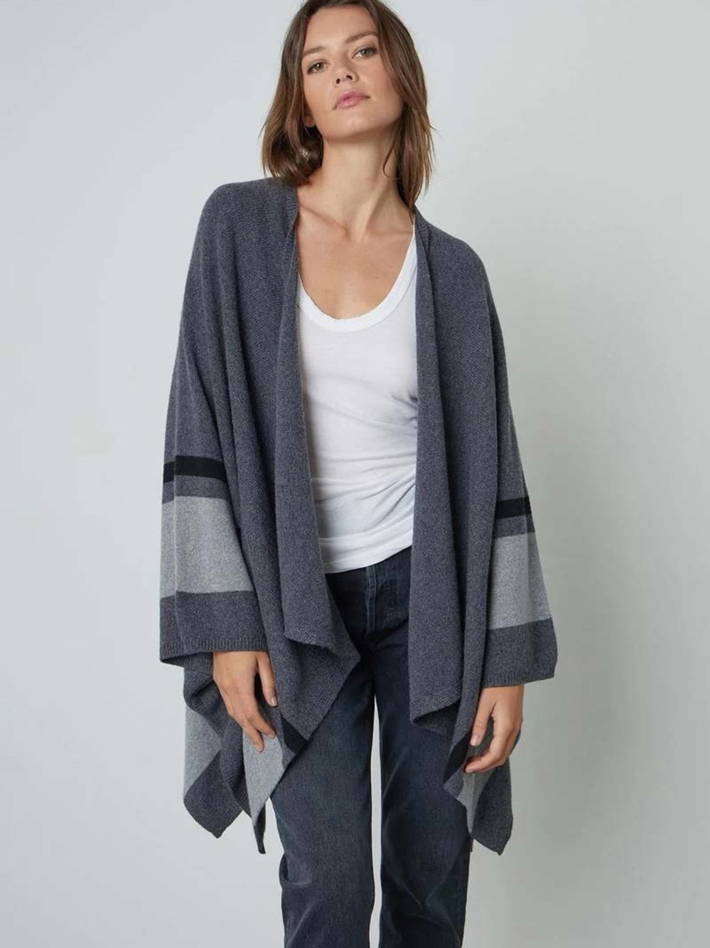 NWT Velvet by Graham & Spencer XS/SMALL Harper Charcoal wool blend open poncho